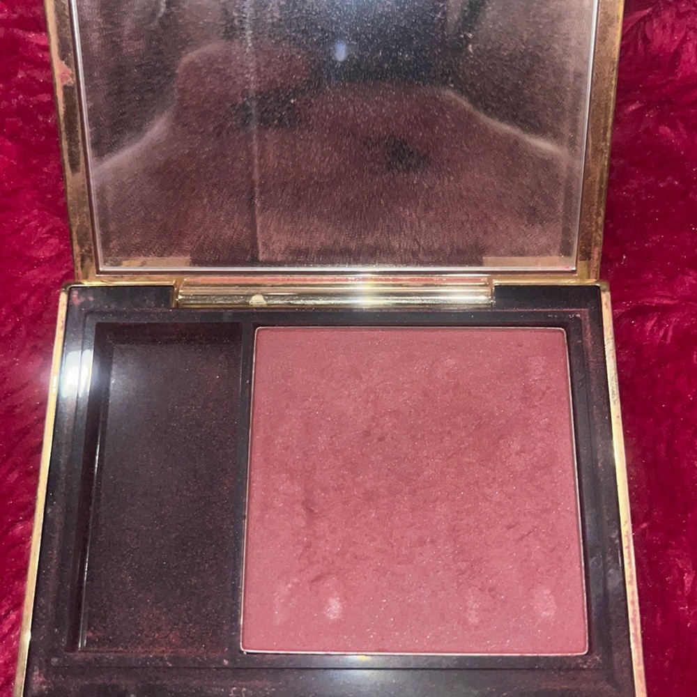 Sculpting Blush